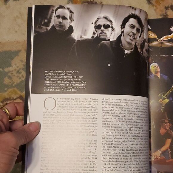 2021 Rock and Roll Hall of Fame Induction program Foo Fighters Go Go’s Jay Z - Picture 5 of 7
